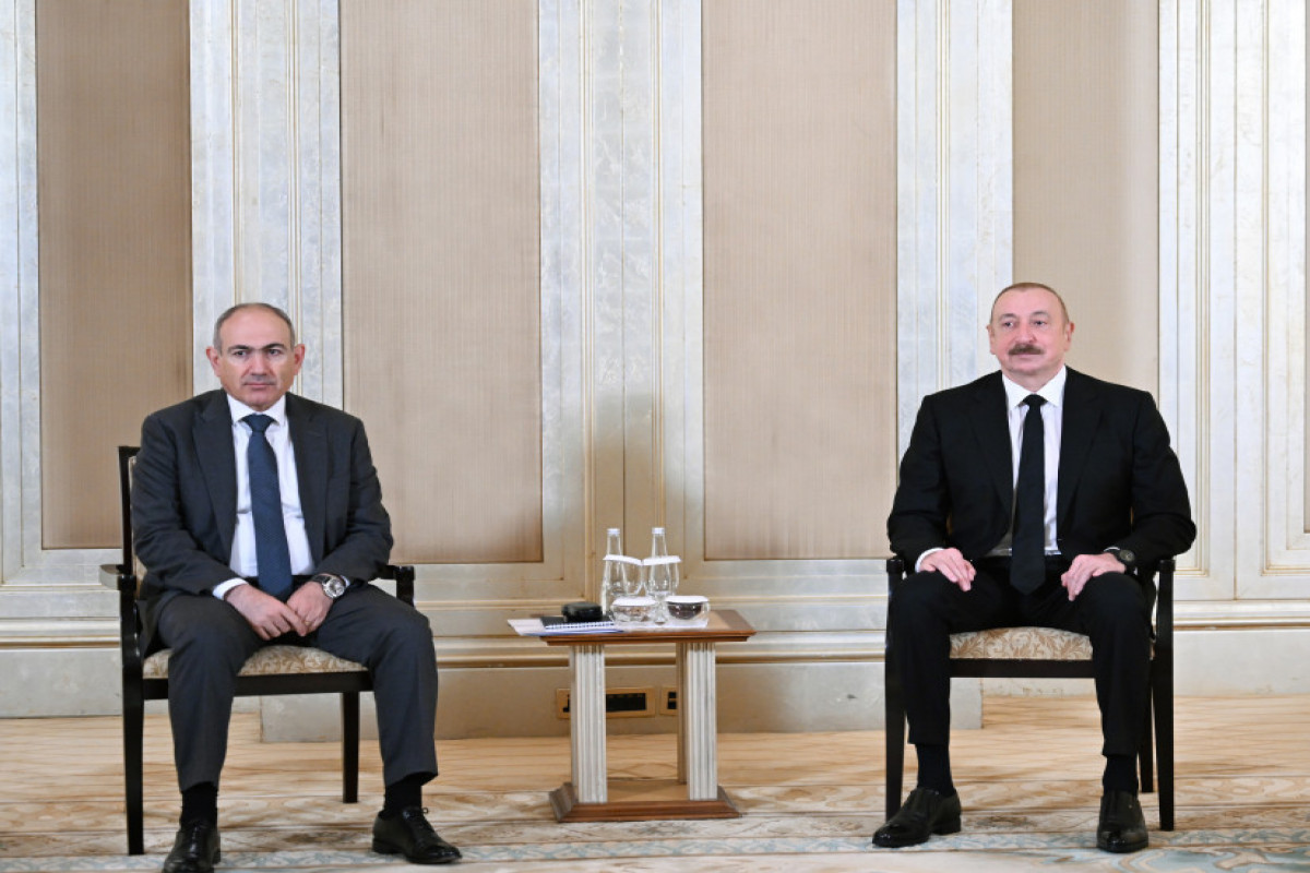 Paşinyan Azərbaycan lideri ilə Əbu-Dabidəki görüşün müsbət nəticələr verə biləcəyini deyib