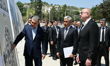 Prezident və Qurbanqulu Berdiməhəmmədov Yeni Şuşa məscidində tikinti işləri ilə tanış olub - FOTO