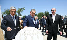 Prezident və Qurbanqulu Berdiməhəmmədov Yeni Şuşa məscidində tikinti işləri ilə tanış olub - FOTO