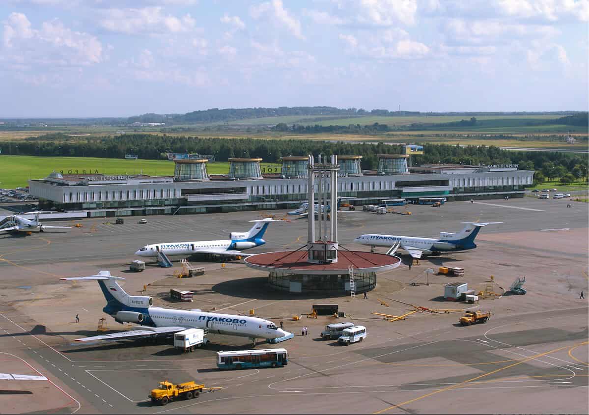 Pulkovo hava limanı fəaliyyətini dayandırıb