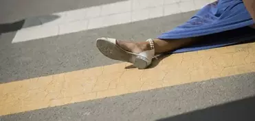 Balakəndə avtomobil yaşlı qadını vuraraq öldürüb