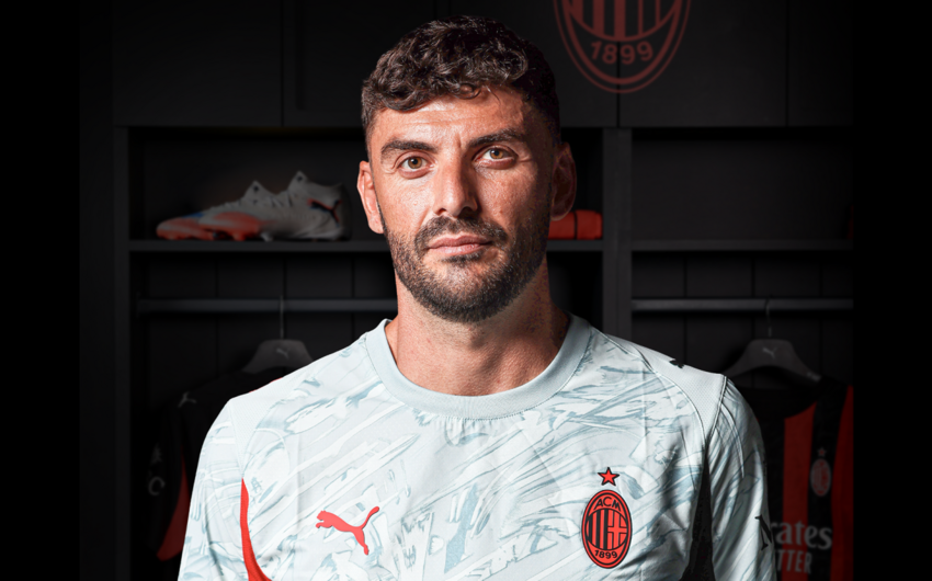 "Milan" heyətini yeni qapıçı ilə gücləndirib