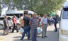 Ağdərənin Həsənriz kəndinə növbəti köç karvanı yola salınıb