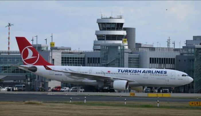 İstanbuldan San-Fransiskoya uçan sərnişin ölüb, cəsədi itkin düşüb