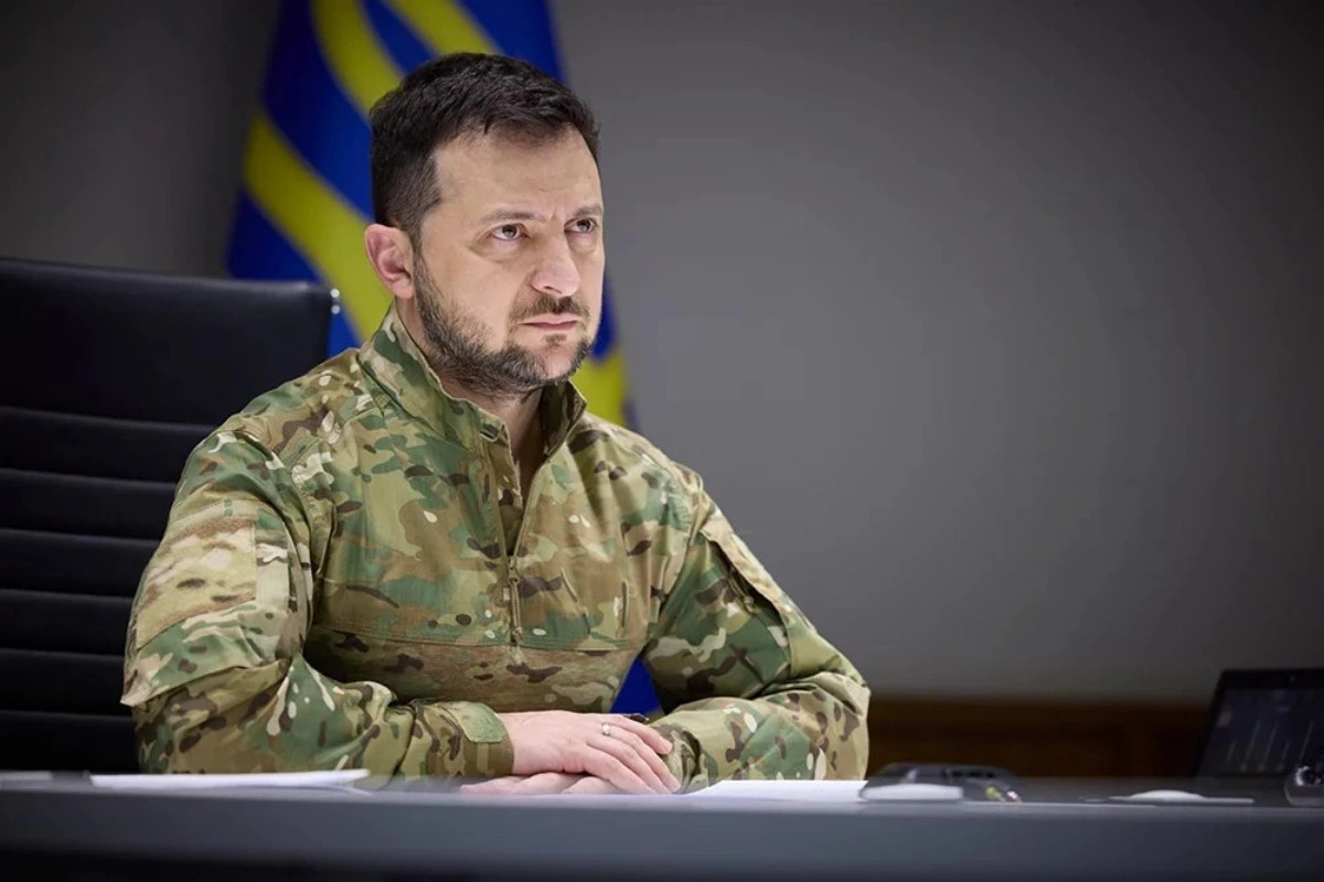 Zelenski: Rusiyanın hərbi sənaye müəssisələri müharibənin real təsirlərini hiss etməlidir