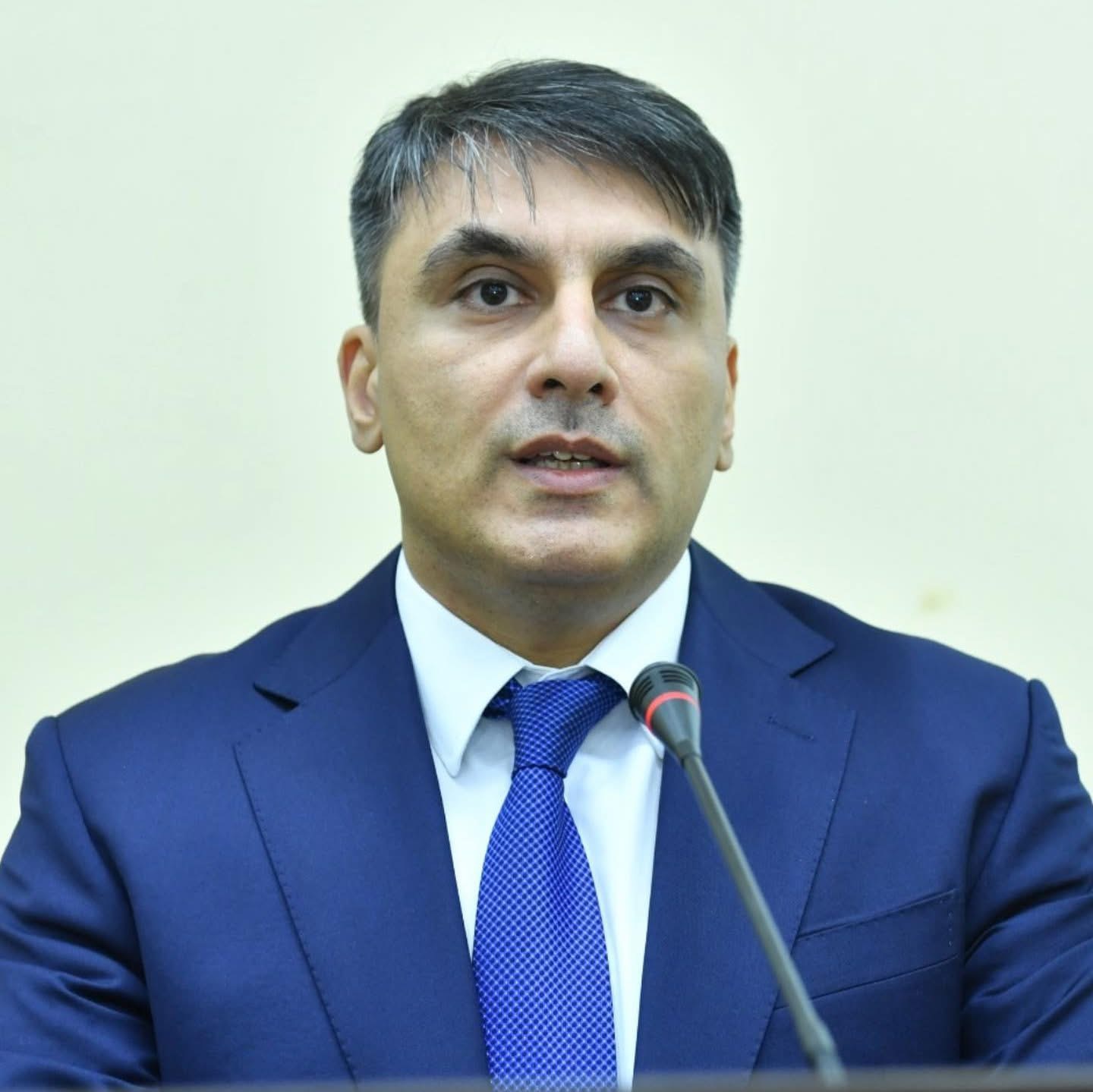 Xalq yazıçısı Kamal Abdullayevin alim oğlu...