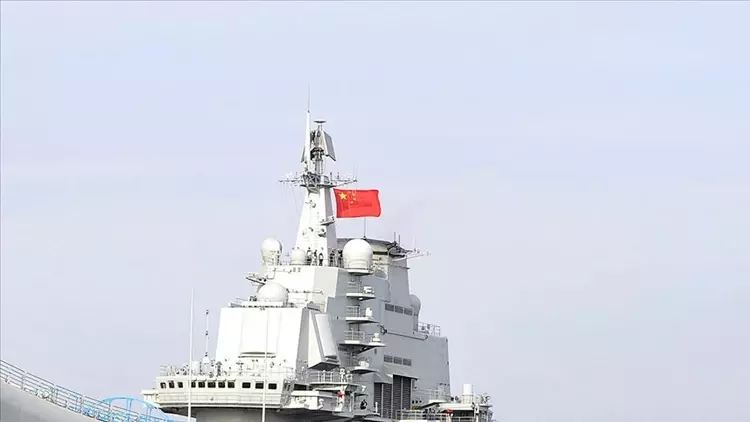 ABŞ sularında Çin gəmisi xəbərdarlığı