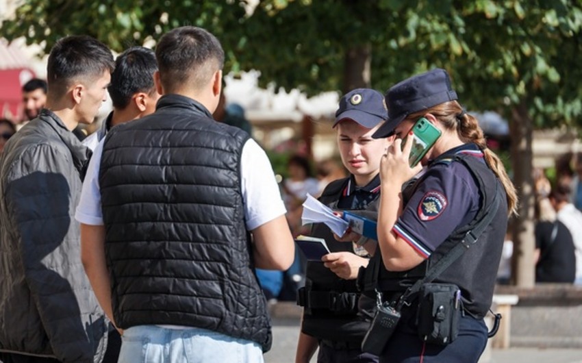 Rusiyada rus dilini bilməyən əcnəbilərin xidmət sahəsində işə götürülməsi qadağan edilə bilər