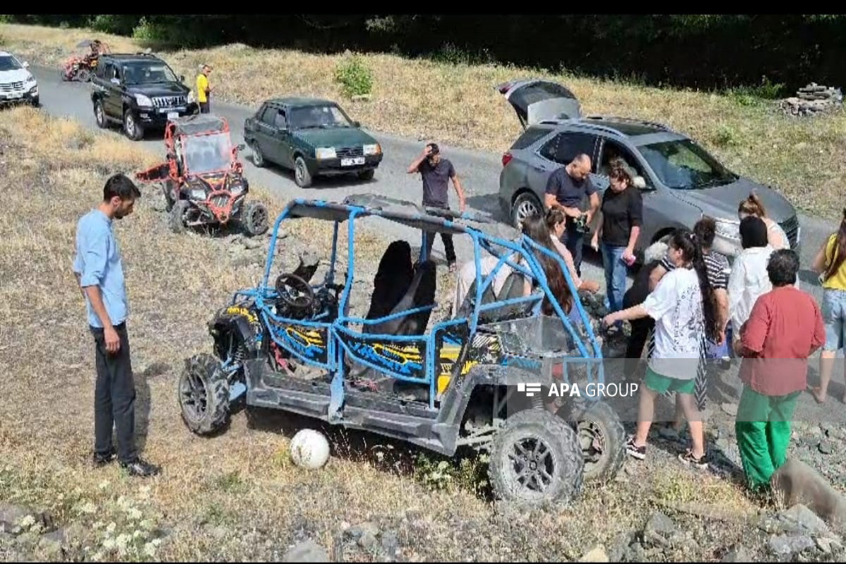 Qəbələdə qəzaya uğrayıb yaralanan turistlərin kimliyi məlum olub - FOTO - YENİLƏNİB