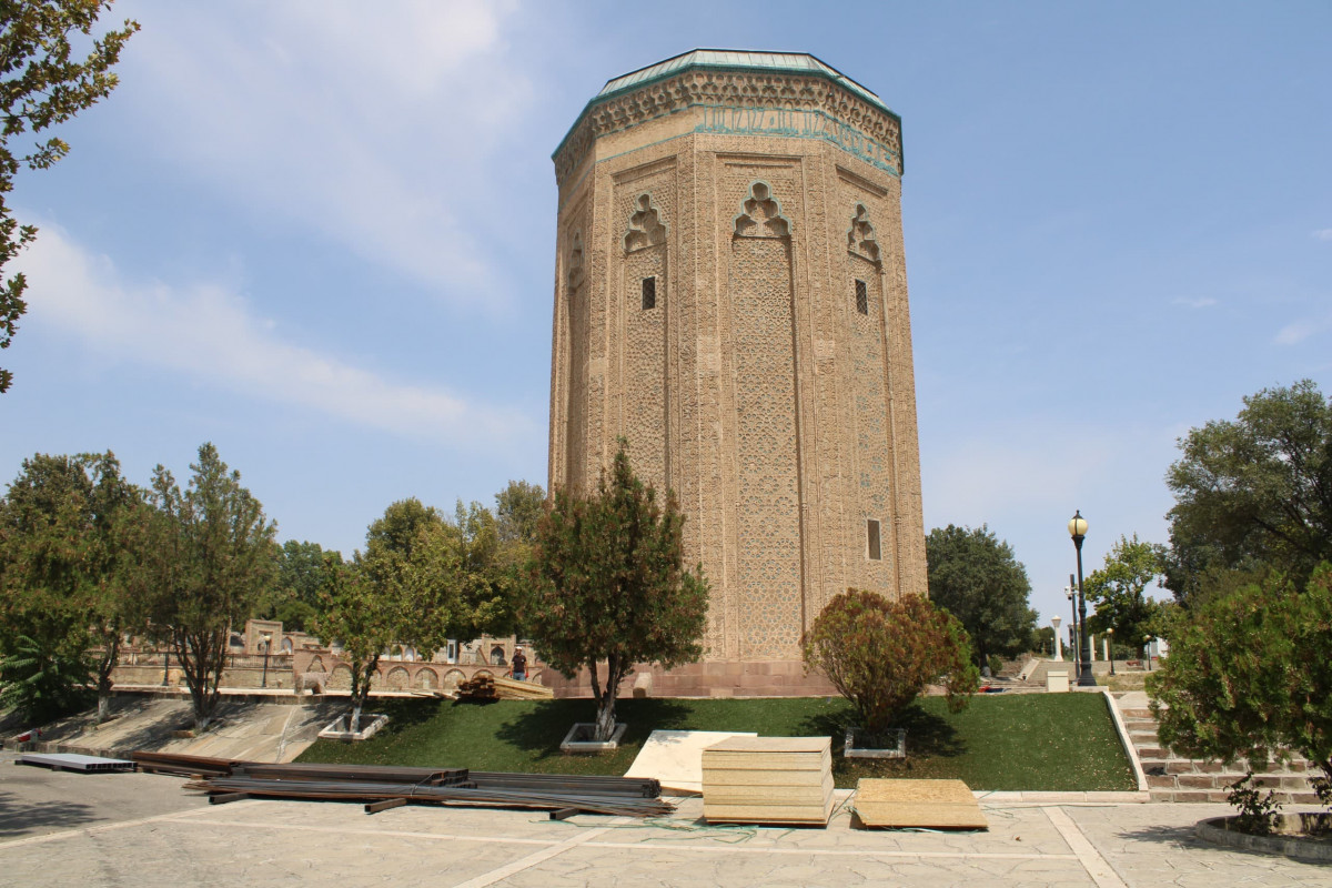 Möminə Xatun türbəsinin bərpasına başlanılıb