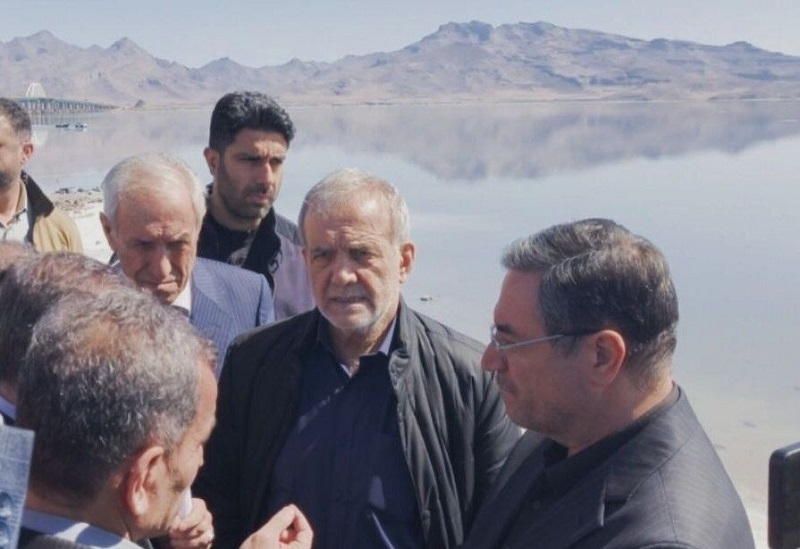 Urmu gölü tarixinin ən acınacaqlı dövrünə çatıb