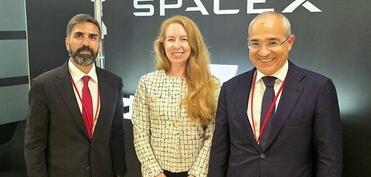 Перспективы сотрудничества с SpaceX... - Министр