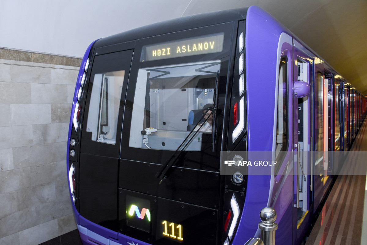 Metroda doğulan körpə 25 yaşına qədər metrodan ödənişsiz istifadə edə biləcək