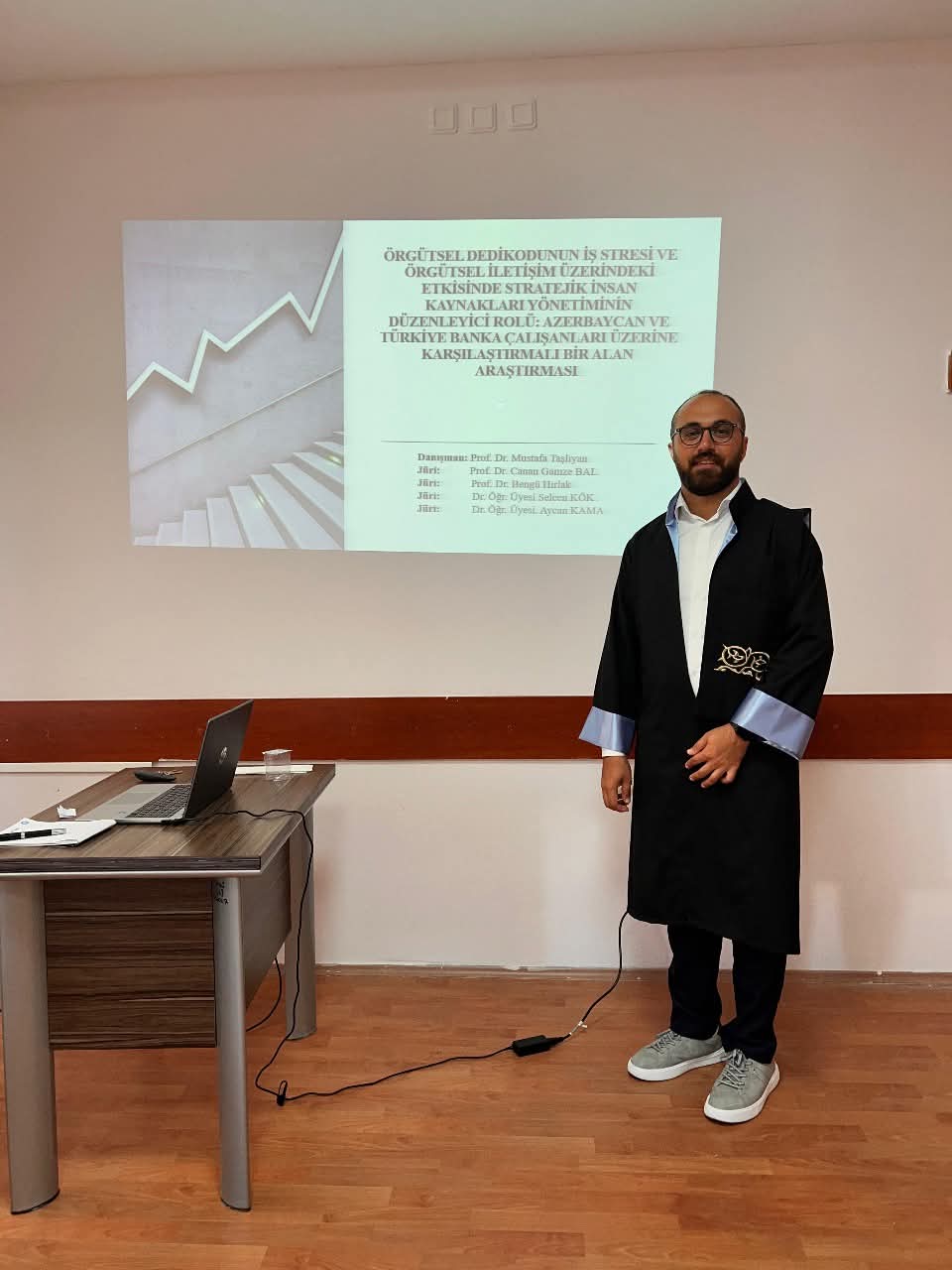 Qarabağ Universitetinin müəllimi Türkiyədə fəlsəfə doktoru oldu -FOTO