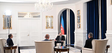 Prezident İlham Əliyev Vaşinqtonda Azərbaycanın media nümayəndələrinə müsahibə verib - YENİLƏNƏCƏK