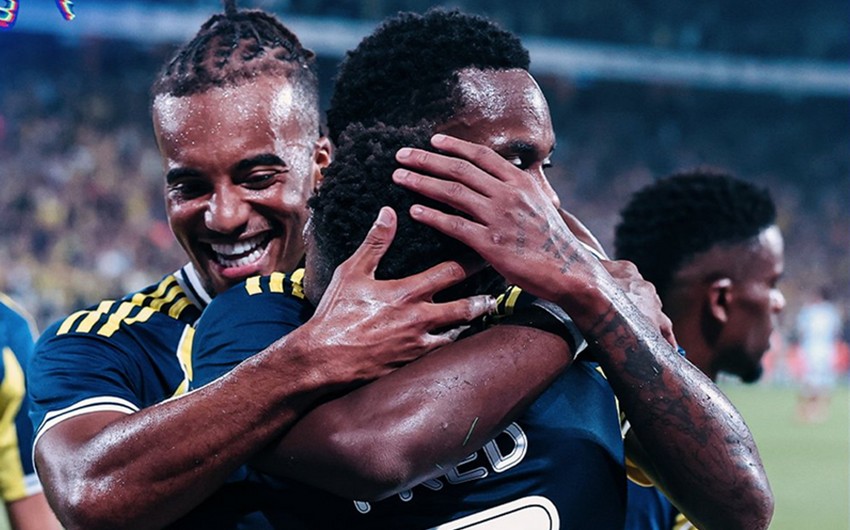 "Fənərbağça" Çempionlar Liqasında pley-off mərhələsinə adlayıb