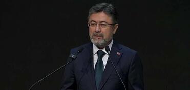 Türkiyəli nazir meşə yanğınları ilə bağlı son vəziyyəti paylaşıb