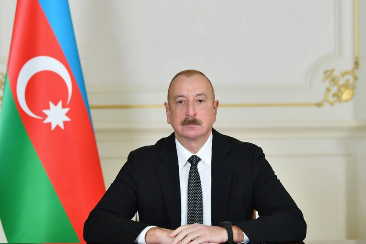 İlham Əliyev İndoneziya Respublikasının Prezidentini təbrik edib