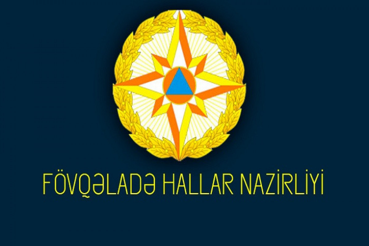 Xaçmazda qəzaya uğramış avtomobilin sürücüsü FHN əməkdaşları tərəfindən xilas edilib