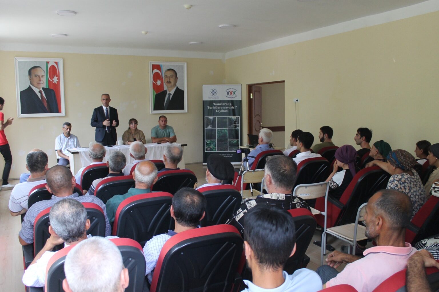 Lerikin Bibiyani kəndində “Gənclərə iş, Turislərə nəvaziş!” layihəsinin ictimai təqdimatı keçirilib