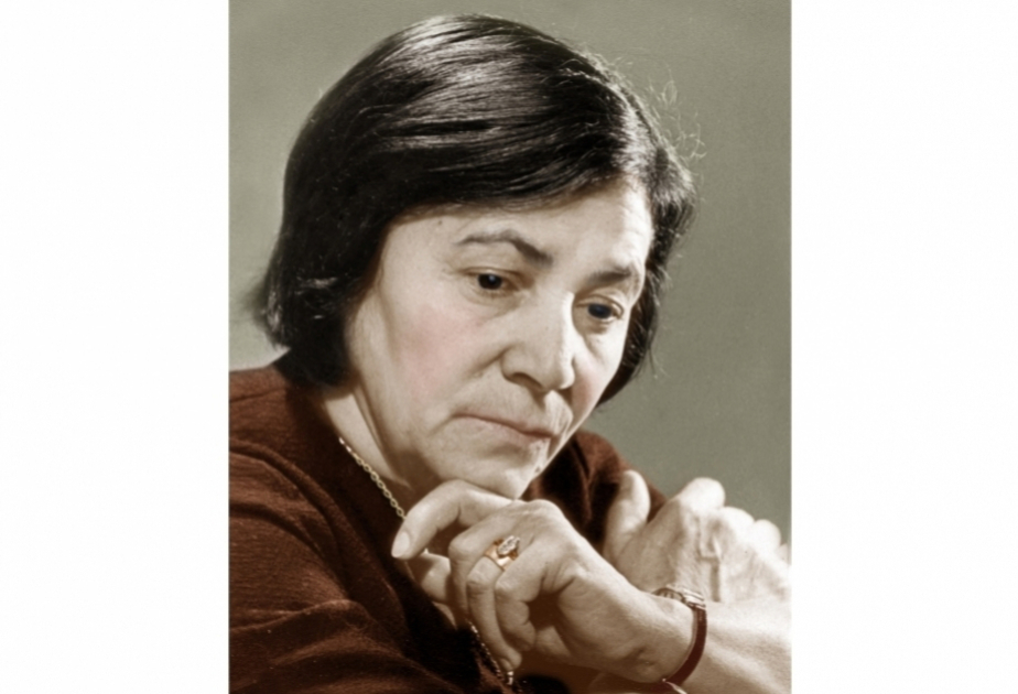 Azərbaycanın ilk qadın Xalq şairi Mirvarid Dilbazinin doğum günüdür