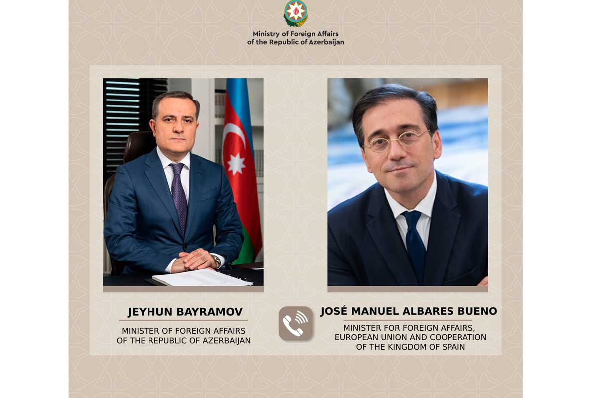 Ceyhun Bayramov ispaniyalı həmkarı ilə telefon danışığı aparıb