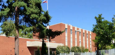 Rusiyanın İveçdəki ticarət nümayəndəliyinə dronla hücum edilib