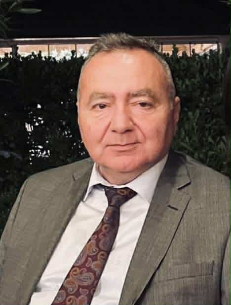 Xalqın içində xüsusi çəkisi olan jurnalist...