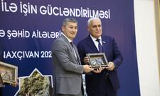 Naxçıvanda “XTQ veteranları, şəhid ailələri ilə işingücləndirilməsi” Forumu keçirildi
