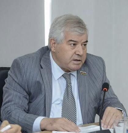 Allah ömrünü uzun, əhvalını xoş eləsin!