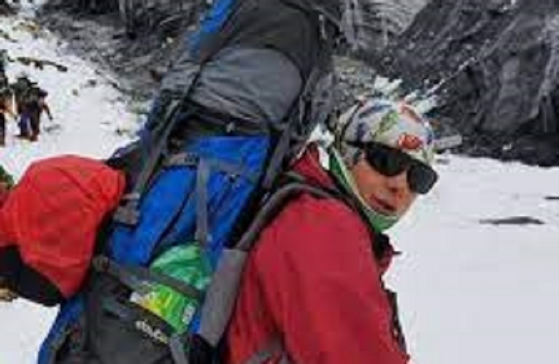 Güney azərbaycanlı alpinistlər Qırqızıstanda itkin düşüb