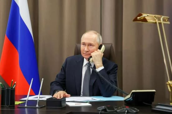 Putin Pezeşkiana məlumat verib