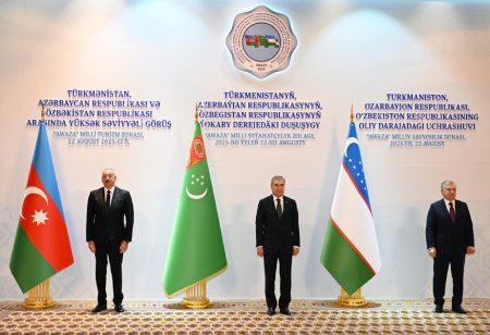 Tarixə düşən üçtərəfli əməkdaşlıq formatı
