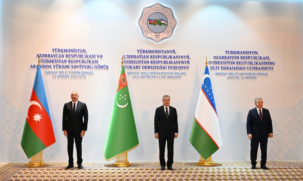 Tarixə düşən üçtərəfli əməkdaşlıq format