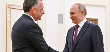 Reuters: Uitkoff protokolu pozaraq Putinlə görüşə stenoqraf olmadan gedib