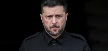 Zelenski: Ukrayna, Kiyevə edilən hücumlardan sonra Putinlə görüşə hazırdır