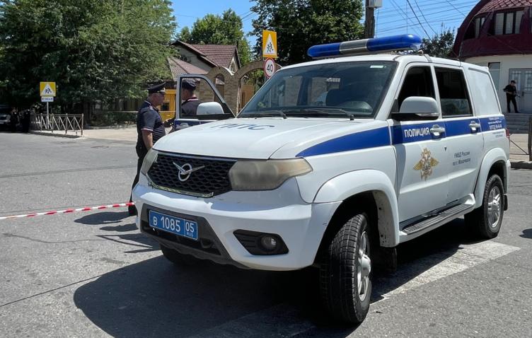 Mahaçqalada "Etajı" ticarət mərkəzində atışma olub