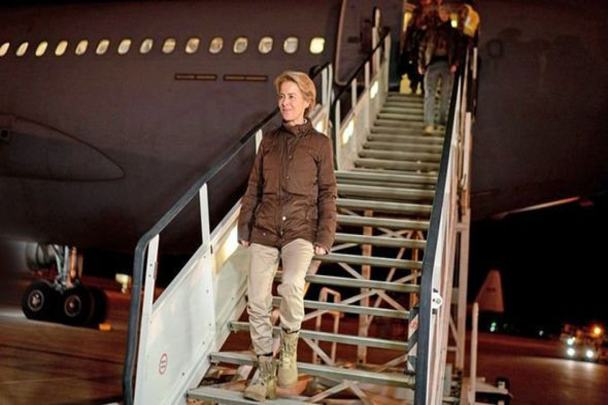 KİV: Rusiya Ursula von der Leyenin təyyarəsinin GPS sistemini sıradan çıxarıb
