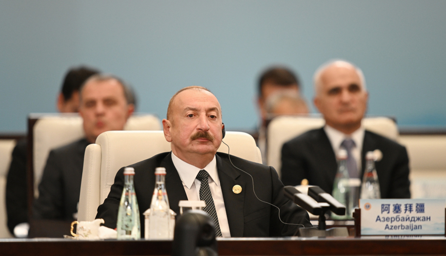 Ayağa qalxaraq alqışlanası strategiya - Politoloqdan SENSASİON YAZI