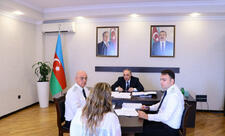 Baş prokuror Yasamalda vətəndaşları qəbul edib
