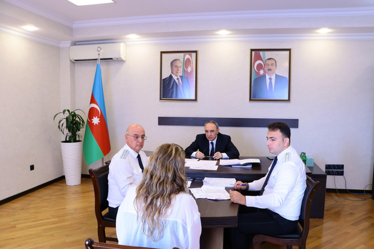 Baş prokuror Yasamalda vətəndaşları qəbul edib
