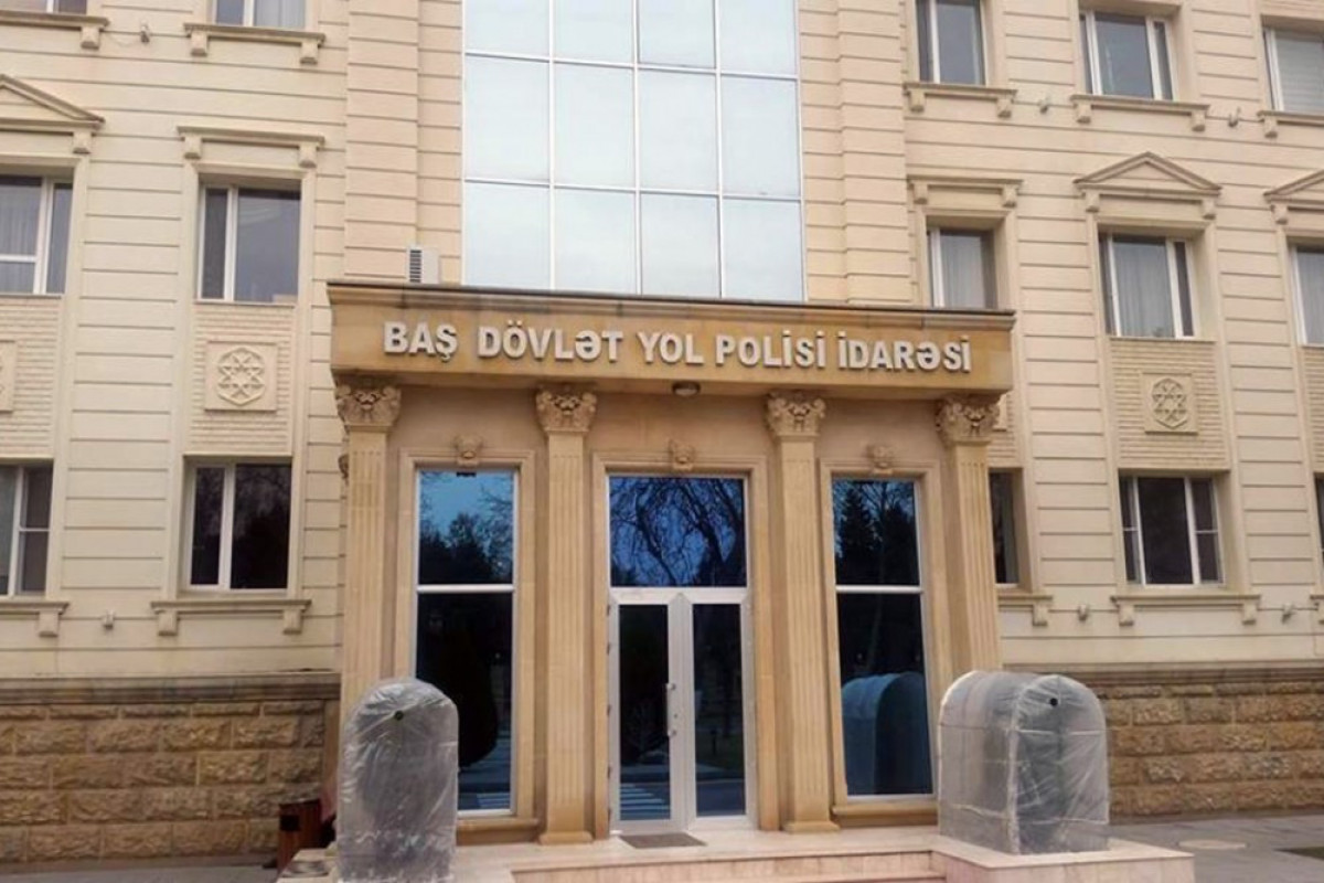 Yol polisi yüklərin düzgün qablaşdırılmadan daşınması ilə bağlı xəbərdarlıq edib