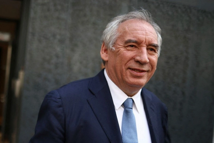 Fransada müxalifəti Baş nazir Bayrunu dəstəkləməyəcəyini açıqlayıb