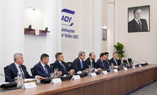 ADY-də ABŞ-nin biznes nümayəndə heyəti ilə görüş keçirilib
