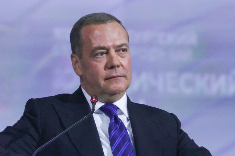 Medvedev Finlandiyanı çökməklə hədələyib