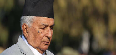 Nepal prezidenti istefa verdi