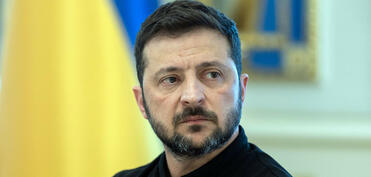 Zelenski: Rusiya ordusu Donetskdə kəndi bombalayıb, 20-dən çox ölü var