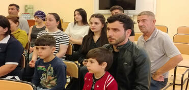 İlk köç karvanı Hadrut qəsəbəsinə çatıb, açarlar təqdim edilib - FOTO