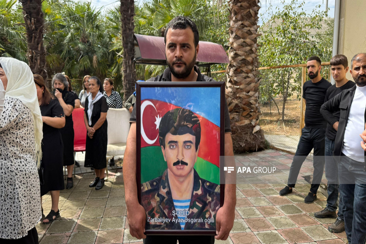 Birinci Qarabağ müharibəsində itkin düşən Ayaz Zərbalıyevin qalıqları Göyçayda dəfn olunub