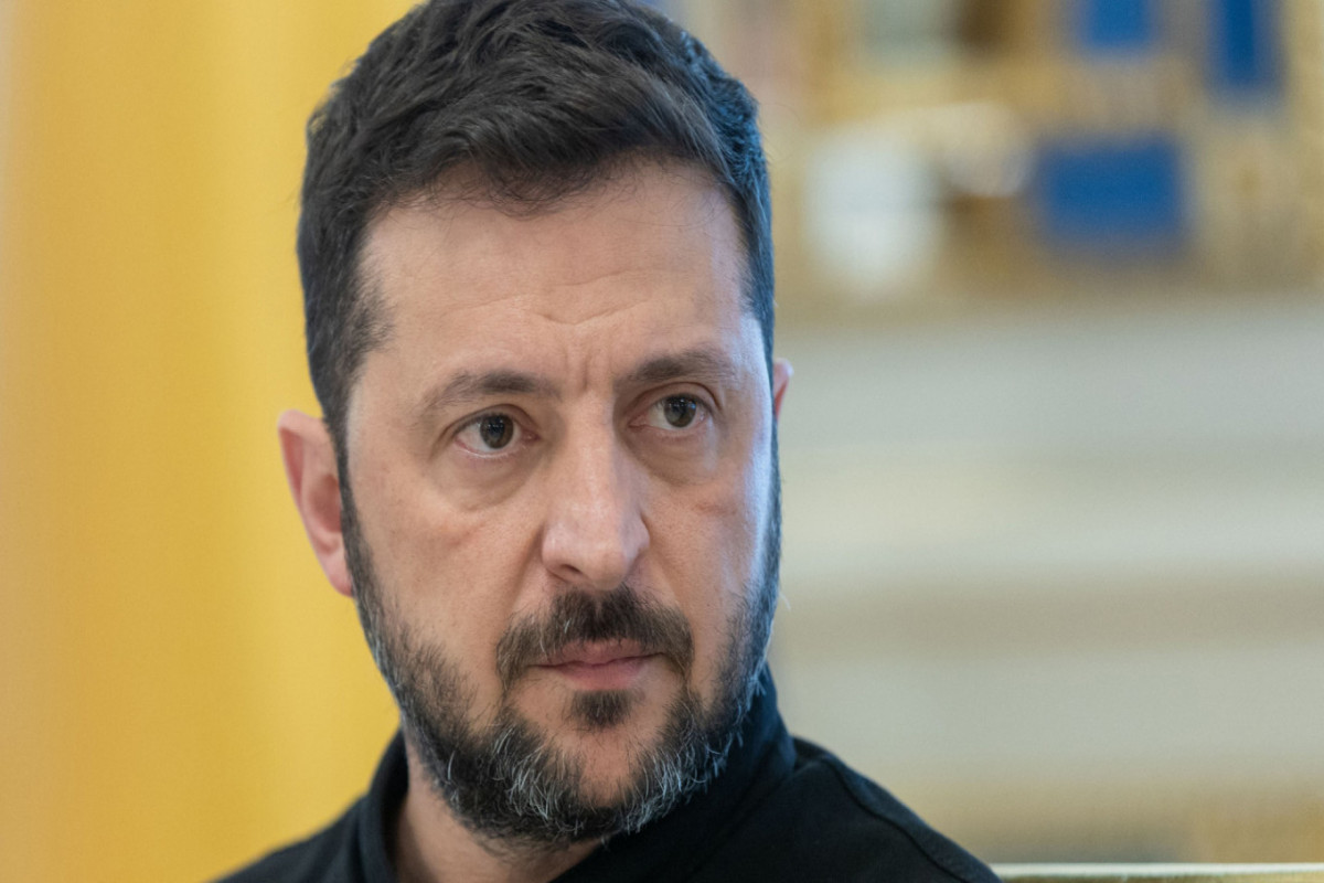 Zelenski: Dronlarla mübarizədə maliyyə problemimiz var
